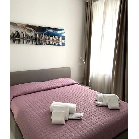 Delizioso Appartamento In Villa Al Mare Pesaro Bagian luar foto